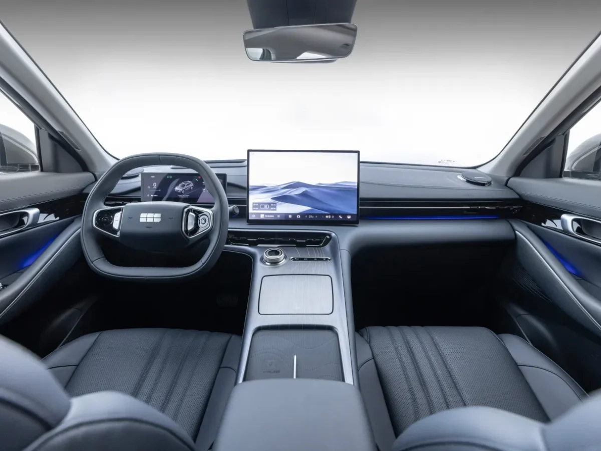 Update Fitur Smart Cockpit Mobil 2025